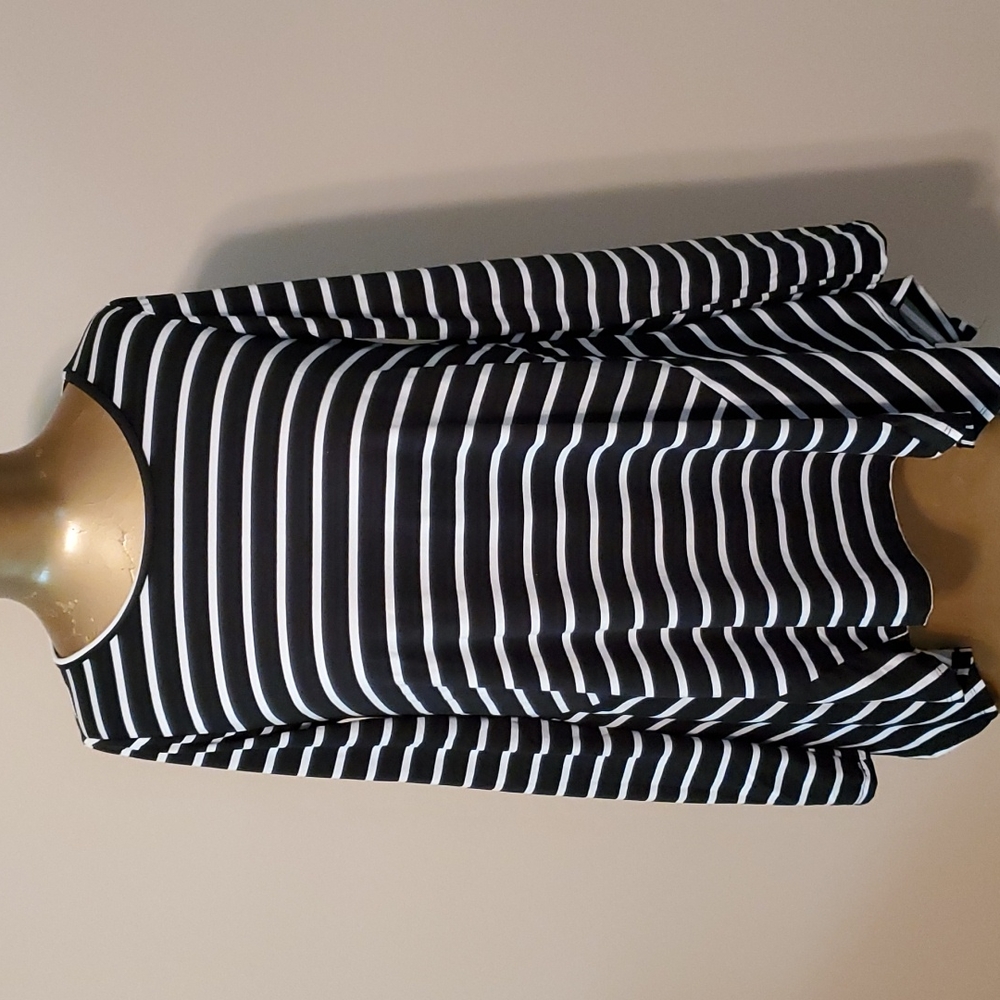 ‼️3/$18‼️Top